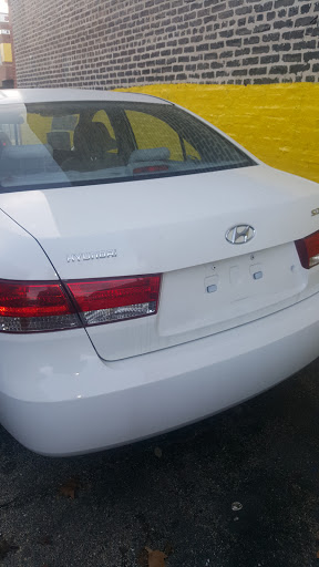 Used Car Dealer «Advance Auto Mart», reviews and photos, 5400 W North Ave, Chicago, IL 60639, USA