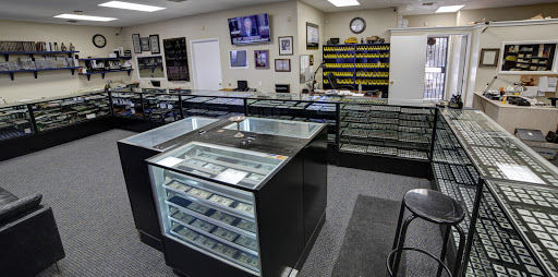 Coin Dealer «Covina Coin & Jewelry», reviews and photos, 204 S Citrus Ave, Covina, CA 91723, USA