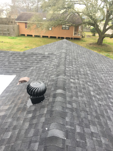 Simoneaux Roofing in Nederland, Texas