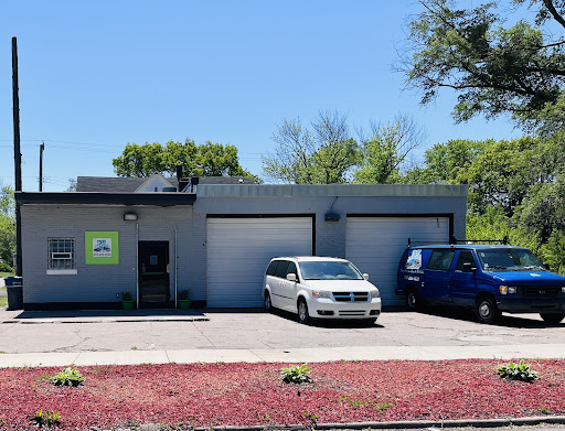 D&M Car Wash and Detail Center en Gary