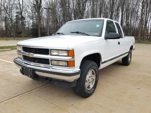 Car Dealer «Pure Automotive», reviews and photos, 4509 Renaissance Pkwy, Warrensville Heights, OH 44128, USA