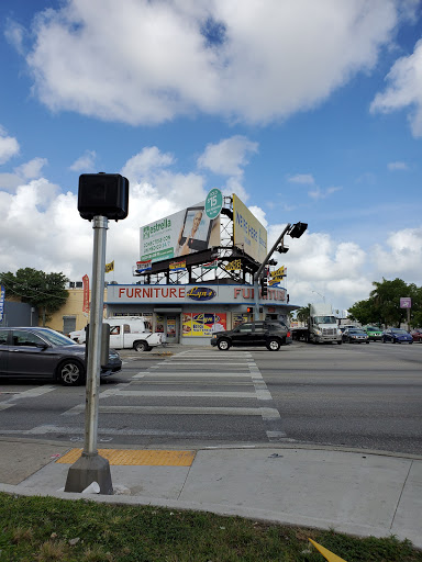 Door Supplier «Florida Lumber Co», reviews and photos, 2431 NW 20th St, Miami, FL 33142, USA