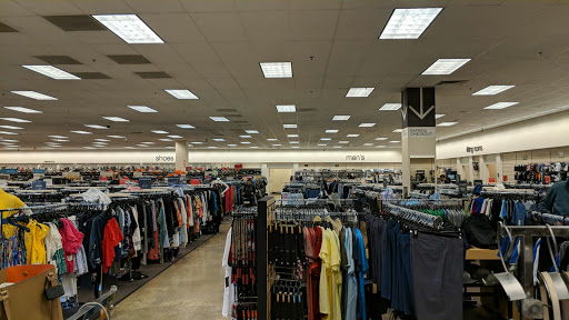 Department Store «Nordstrom Rack Laguna Hills Mall», reviews and photos, 23541 Calle De La Louisa, Laguna Hills, CA 92653, USA