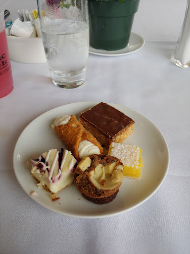 Golf Club «Mystic Creek Golf Course and Banquet Center», reviews and photos, 1 Champions Circle, Milford, MI 48380, USA