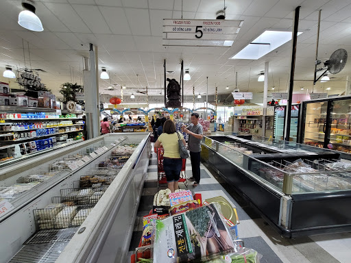 Asian Grocery Store «Nguyen Loi Oriental Supermarket», reviews and photos, 5302 E Belknap St # C, Haltom City, TX 76117, USA