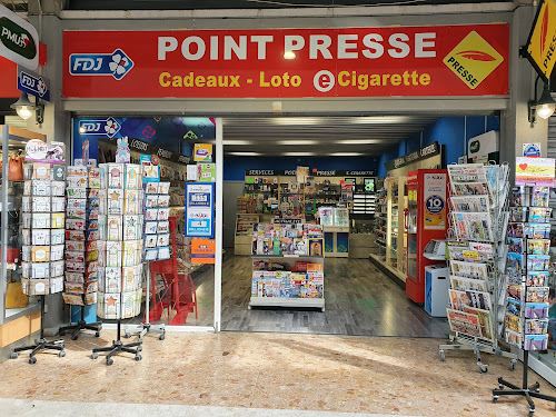 Point Presse Intermarché à Bollène