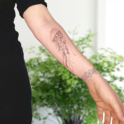 Ines garden.tattoo à Fillinges