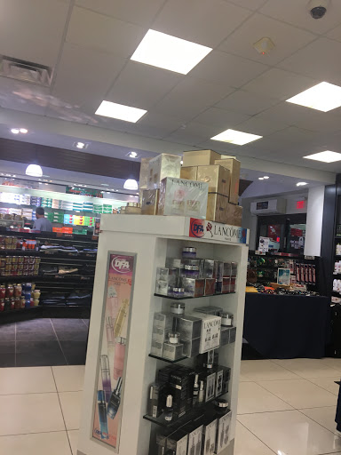 Gift Shop «Duty Free Americas», reviews and photos, 46792 Route 81, Alexandria Bay, NY 13607, USA