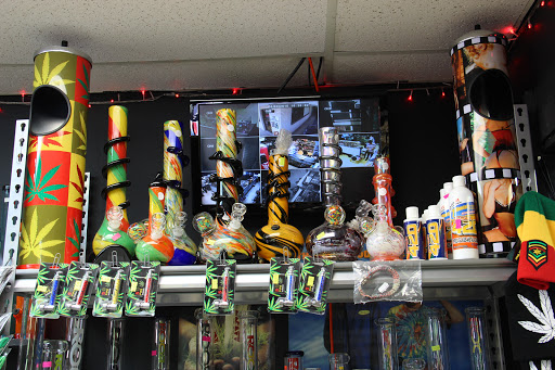 Tobacco Shop «Amsterdam Smoke Shop», reviews and photos, 510 W Court St, Seguin, TX 78155, USA