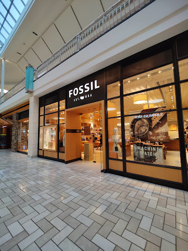 Watch Store «Fossil Store», reviews and photos, 1961 Chain Bridge Rd, McLean, VA 22102, USA
