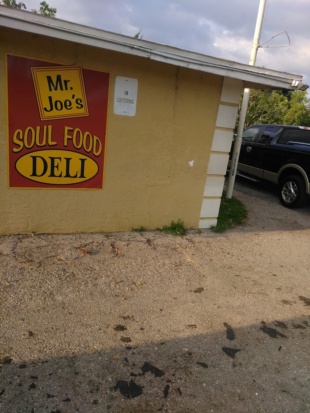 Mr. Joes Soul Food Deli