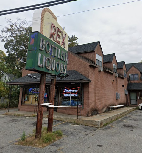 Rex Liquors Laundry & Tanning, 68 Mammoth Rd, Lowell, MA 01854, USA, 