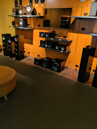 Electronics Store «Best Buy», reviews and photos, 12909 Shops Pkwy, Bee Cave, TX 78738, USA