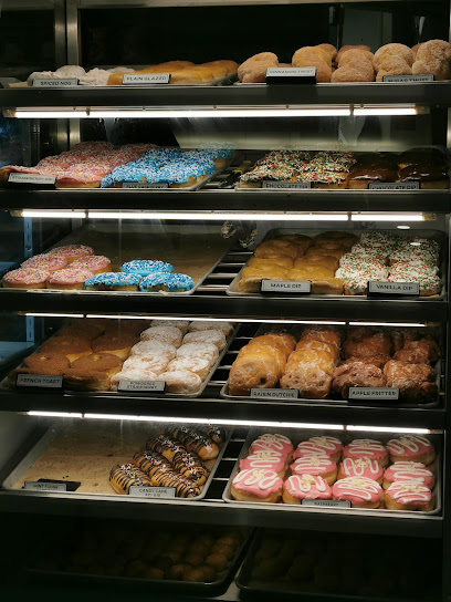 Mmm Donuts • Café & Bakery