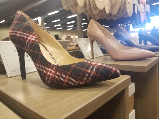 Shoe Store «DSW Designer Shoe Warehouse», reviews and photos, 1015 Cochrane Rd, Morgan Hill, CA 95037, USA