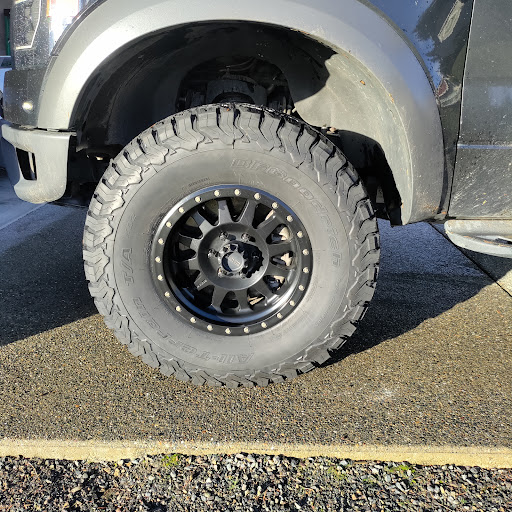 Tire Shop «Discount Tire Store - Lacey, WA», reviews and photos, 5490 Martin Way E, Lacey, WA 98516, USA