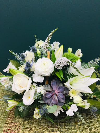 Florist «Rogers Park Florist», reviews and photos, 1415 W Morse Ave, Chicago, IL 60626, USA