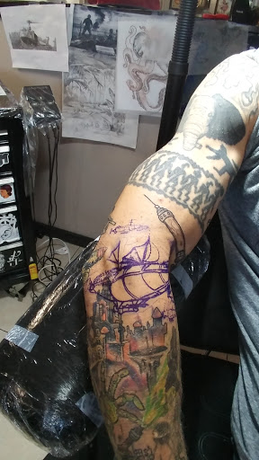 Tattoo Shop «Sacred Dagger Tattoo Studio», reviews and photos, 1131 21st St, Vero Beach, FL 32960, USA