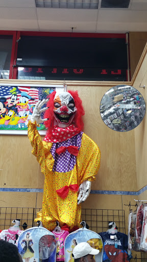 Supermarket «Lake Buena Vista Supermarket Kash N Karry Supercenter», reviews and photos, 13400 S Apopka Vineland Rd, Orlando, FL 32821, USA