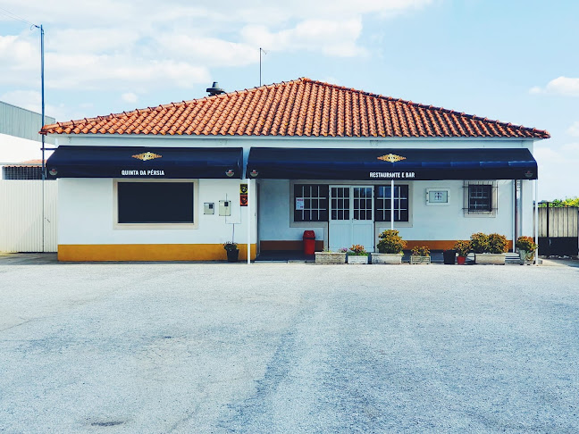 Restaurante Quinta da Pérsia - Década Conveniente, Lda - Torres Novas