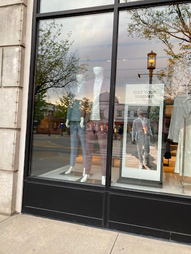 Clothing Store «Express», reviews and photos, 4090 The Strand E, Columbus, OH 43219, USA
