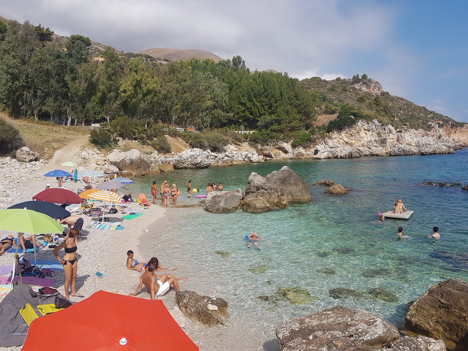 Photo of Cala Mazzo di Sciacca with light pebble surface