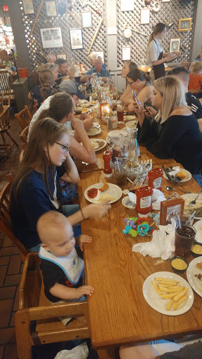 American Restaurant «Cracker Barrel Old Country Store», reviews and photos, 275 Brenton Way, Shepherdsville, KY 40165, USA