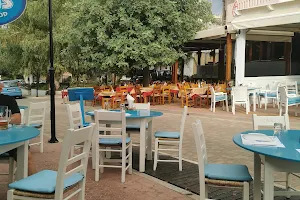 Takis-Restaurant image