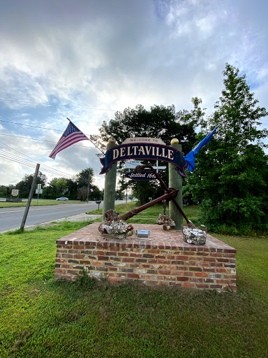 Marine Supply Store «West Marine», reviews and photos, 16728 General Puller Hwy, Deltaville, VA 23043, USA