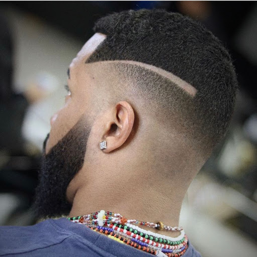 Barber Shop «Bueno Barbershop», reviews and photos, 463 NE 167th St, North Miami Beach, FL 33162, USA