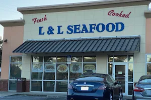 L & L Fresh Seafood image