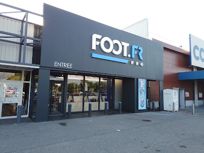FOOT.FR Marseille - Plan de Campagne à Les Pennes-Mirabeau