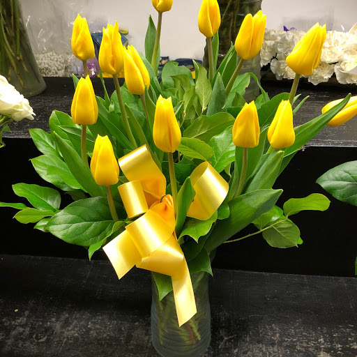 Florist «Rose Garden Florist - Modesto, CA», reviews and photos, 2100 Standiford Ave, Modesto, CA 95350, USA