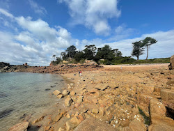 Plage Du Guerzido'in fotoğrafı dağlarla çevrili