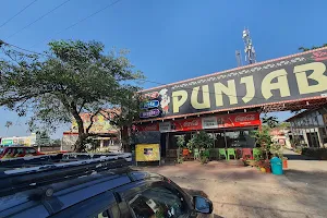 Spicy Punjabi Tadka (Pure Veg) image