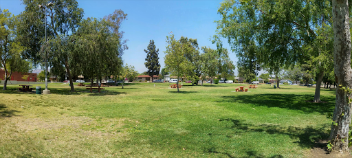 Park «Petit Park Granada Hills Recreation Center», reviews and photos, 16730 Chatsworth St, Granada Hills, CA 91344, USA