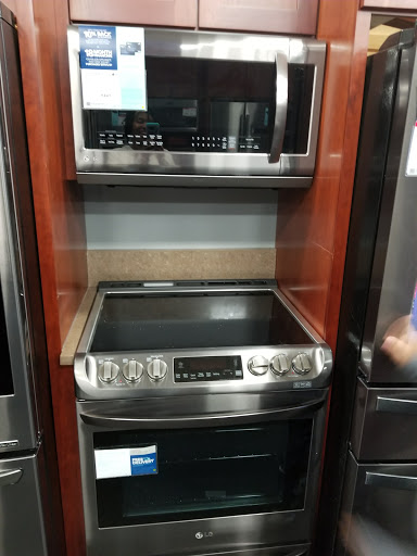 Electronics Store «Best Buy», reviews and photos, 1730 Pleasant Pl, Arlington, TX 76015, USA