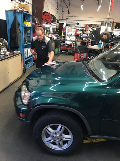 Auto Repair Shop «Precision Auto Repair, Inc.», reviews and photos, 164 Wyoming St A, Pleasanton, CA 94566, USA