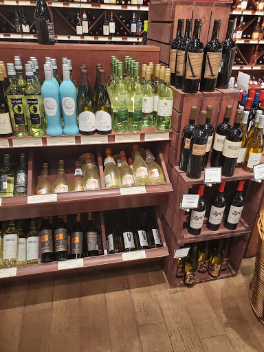 Grocery Store «The Fresh Market», reviews and photos, 150 Branch Rd SE, Vienna, VA 22180, USA