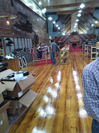 Department Store «Hooks Big D Corral», reviews and photos, 119 N Washington St, DeRidder, LA 70634, USA