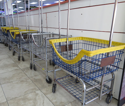 Laundromat «Coin Less Laundry», reviews and photos, 1330 W Prince Rd, Tucson, AZ 85705, USA