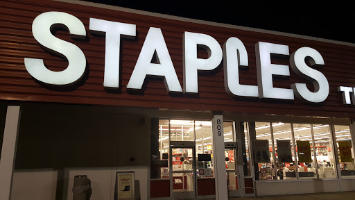 Office Supply Store «Staples», reviews and photos, 809 Hebron Rd, Newark, OH 43055, USA
