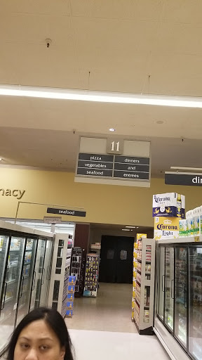 Grocery Store «Safeway», reviews and photos, 2401 Waterman Blvd, Fairfield, CA 94533, USA