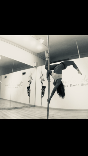 Upside down Pole Dance Studio - Napoli
