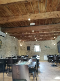 Atmosphère du Restaurant Le Saint Maurice à Saint-Maurice-de-Cazevieille - n°19