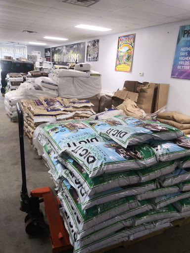 Hardware Store «Edenz Hydro Gardening Store Lapeer», reviews and photos, 1330 Imlay City Rd, Lapeer, MI 48446, USA