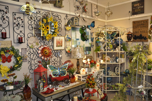 Gift Shop «Seasons Of The Heart Gift Shoppe», reviews and photos, 2115 E 67th St, Anderson, IN 46013, USA