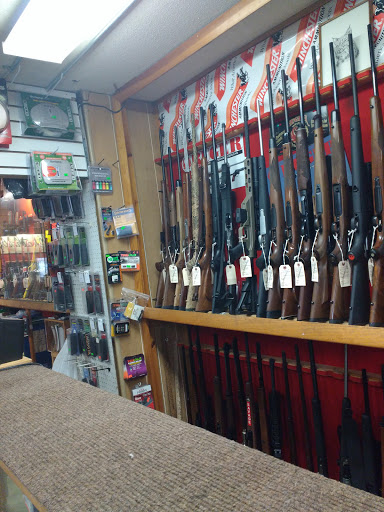 Gun Shop «Welchs Gun Shop», reviews and photos, 103 Bank St, Lebanon, NH 03766, USA