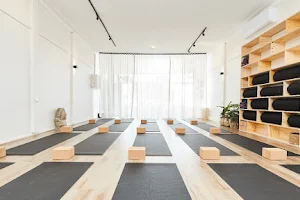 Oshun Yoga - Yoga Classes, Pilates and Meditation Reservoir image