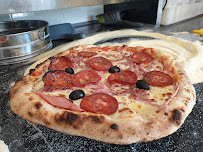 Plats et boissons du Pizzeria Camion la pana pizza midi à Saint-Martin-de-Seignanx - n°1